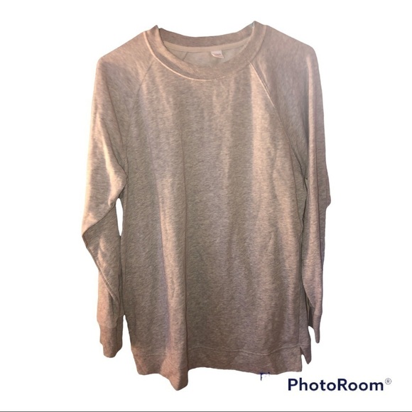 Old Navy Loose Crew Neck Cropped Sweatshirt - Picture 2 of 6